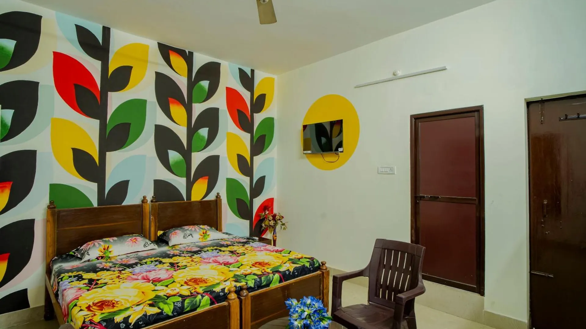 Sunrise Meadows Hotel Varanasi Guest house