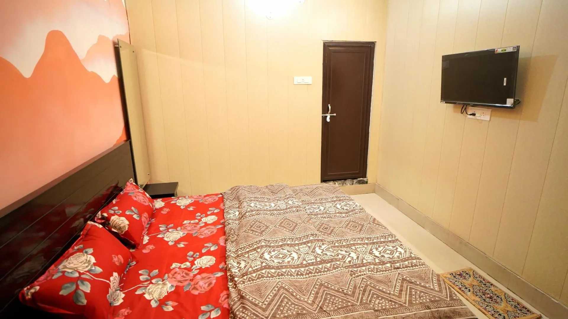 Sunrise Meadows Hotell Varanasi Pensionat