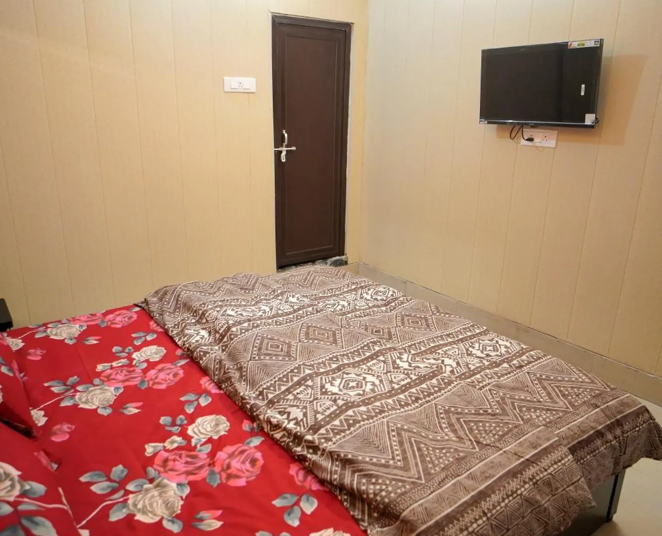 Sunrise Meadows Hotell Varanasi Pensionat