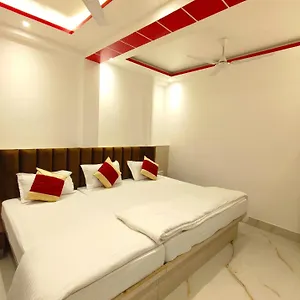 Guest house S.s, Varanasi