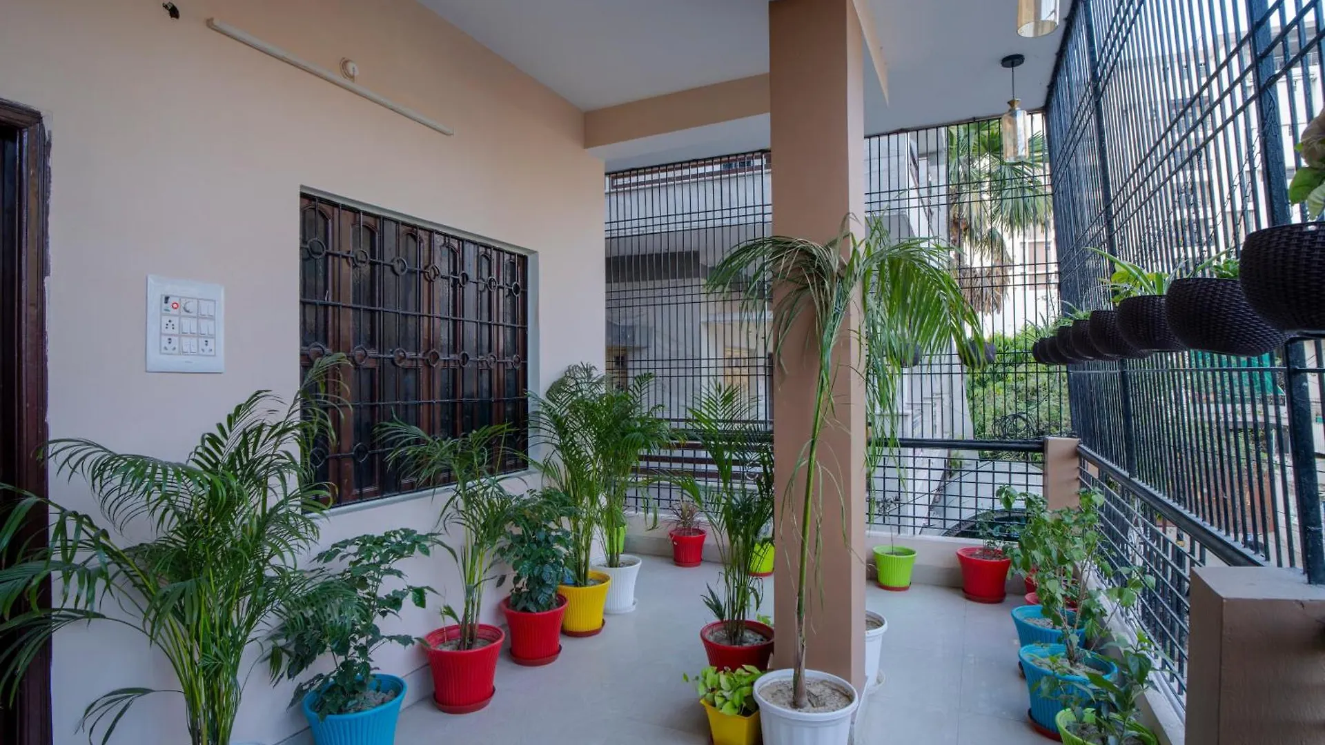 Sunrise Meadows Hotel Varanasi Guest house