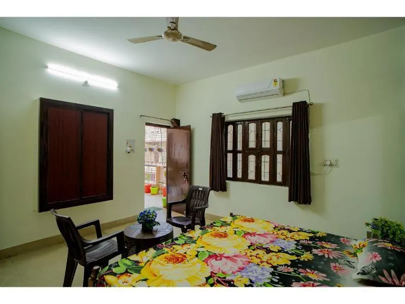 Sunrise Meadows Hotel Varanasi Guest house