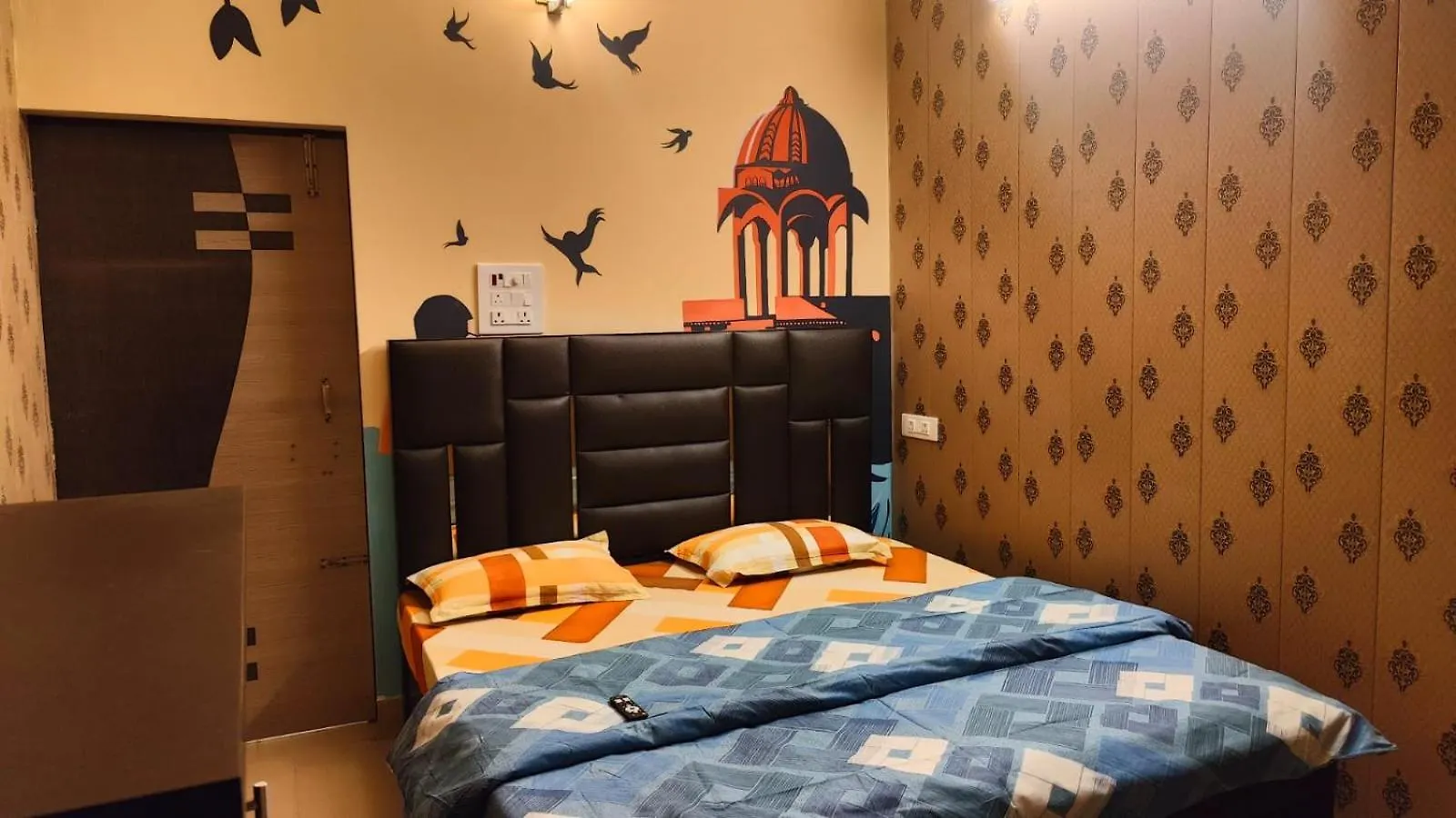 Sunrise Meadows Hotel Varanasi Guest house